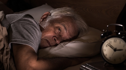 圖片 【長者睡眠問題】失眠、夜尿、睡眠窒息症｜成因與改善建議一文看清